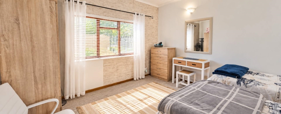 6 Bedroom Property for Sale in Franskraal Western Cape